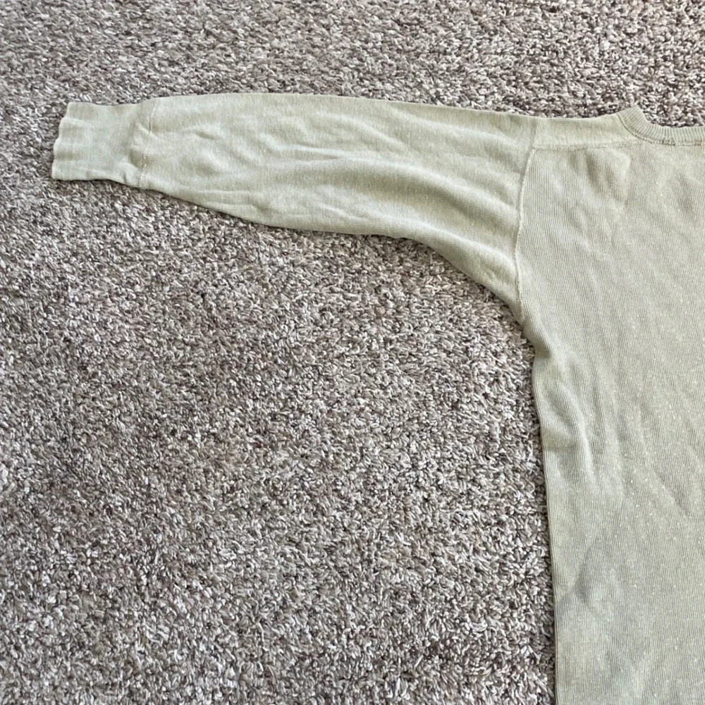 Vintage distressed ribbed